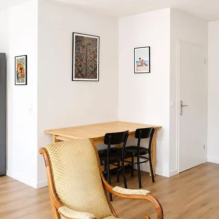 2 Bedrooms With Balcony * Aubervilliers