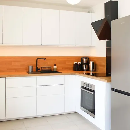 2 Bedrooms With Balcony Lägenhet Aubervilliers
