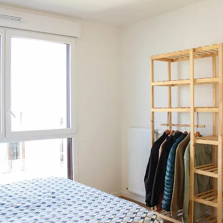 2 Bedrooms With Balcony Lägenhet