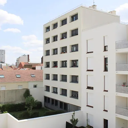 2 Bedrooms With Balcony Appartement *